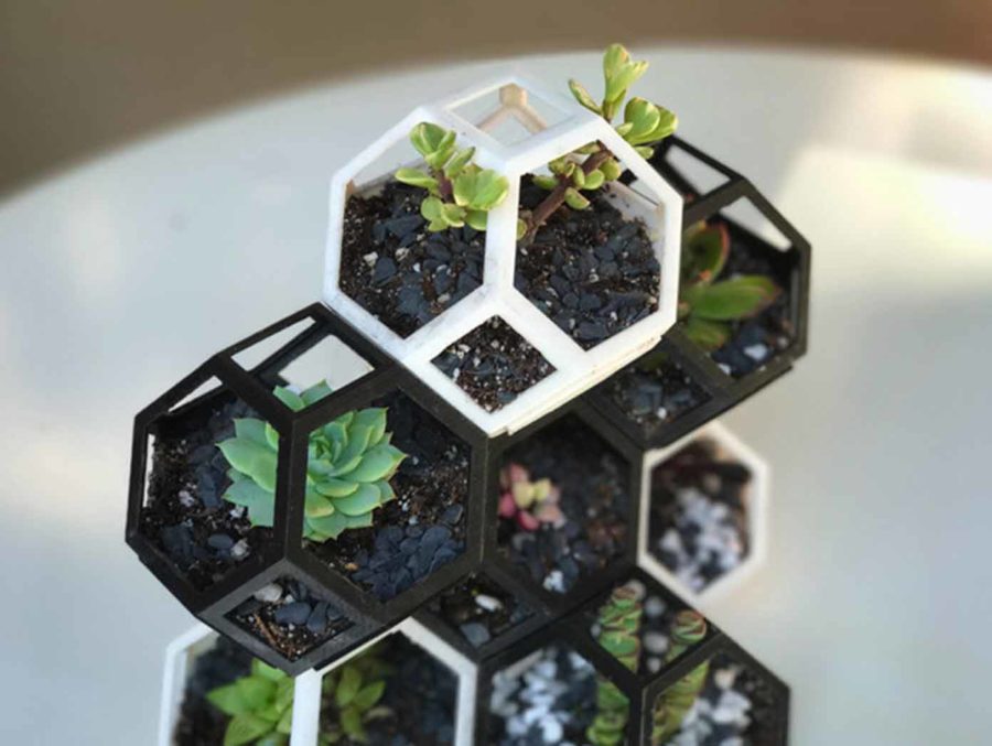 Polygon growing pot (stackable) "Plantygon" (image source: printfutura/thingiverse)